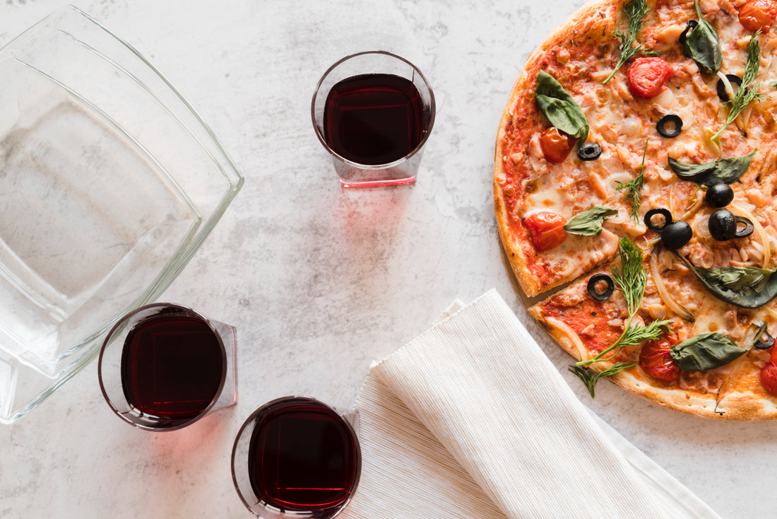 Vino Con Pizza Italiana